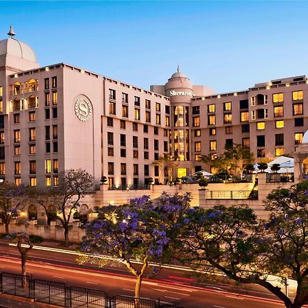 Sheraton Pretoria Hotel Exterior photo