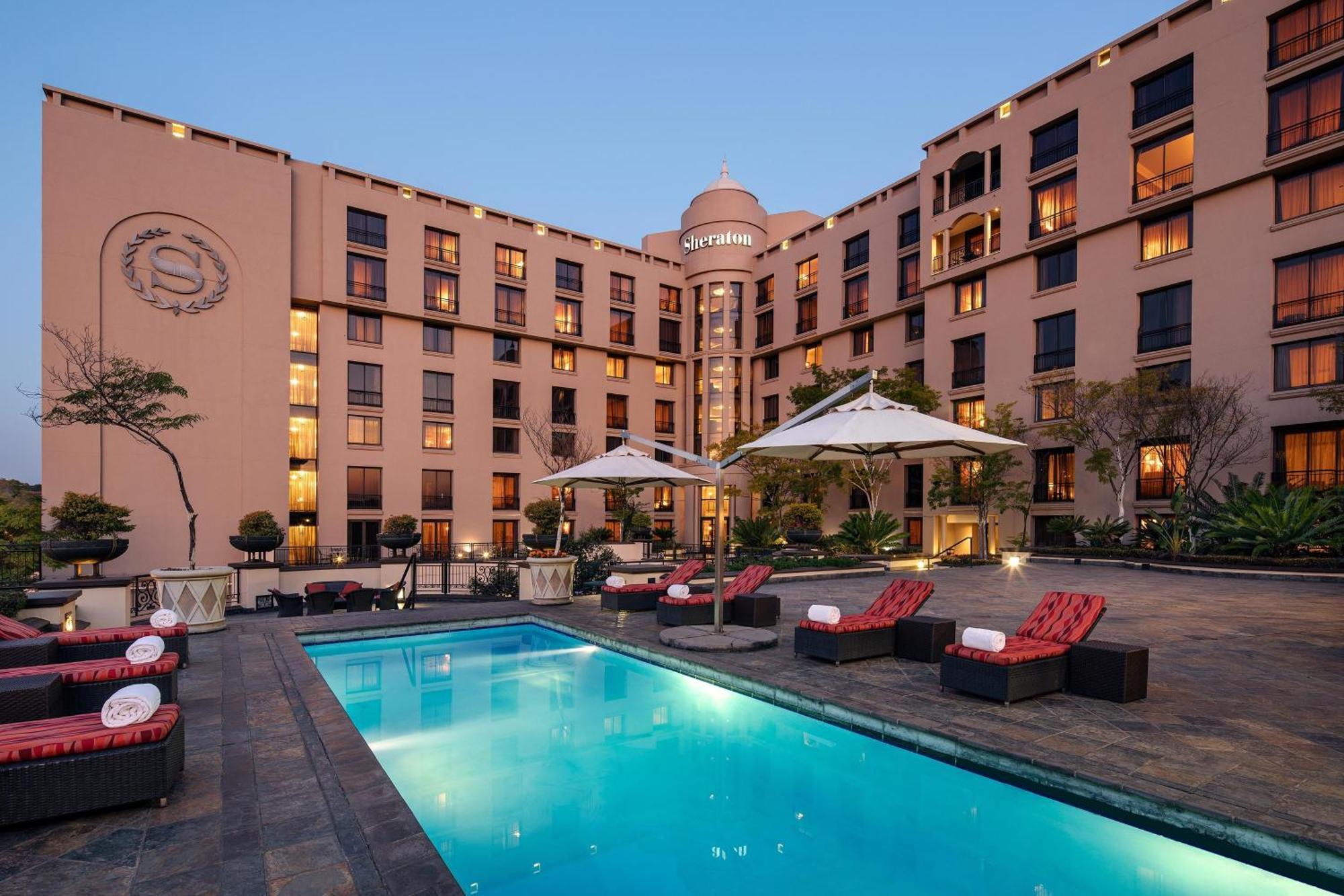 Sheraton Pretoria Hotel Exterior photo